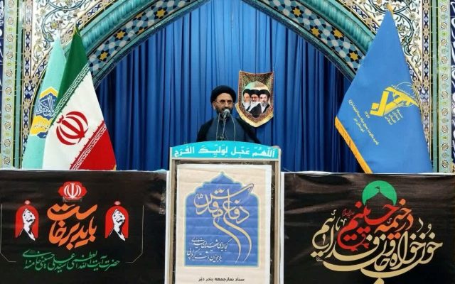 امام جمعه موقت دیّر: زمان‌بندی دقیق برای پروژه آب‌شیرین‌کن ضروری است