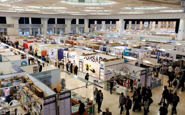 فروش ۴ هزار جلد کتاب تا روز پنجم هجدهمین نمایشگاه کتاب ارومیه