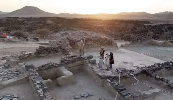 تصاویر/ «مسجد 1300 ساله» در عربستان از زیر خاک بیرون آمد