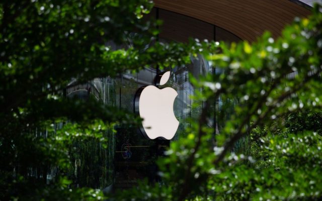 The man who built Apple’s stores doesn’t buy Silicon Valley’s bet on AI shopping