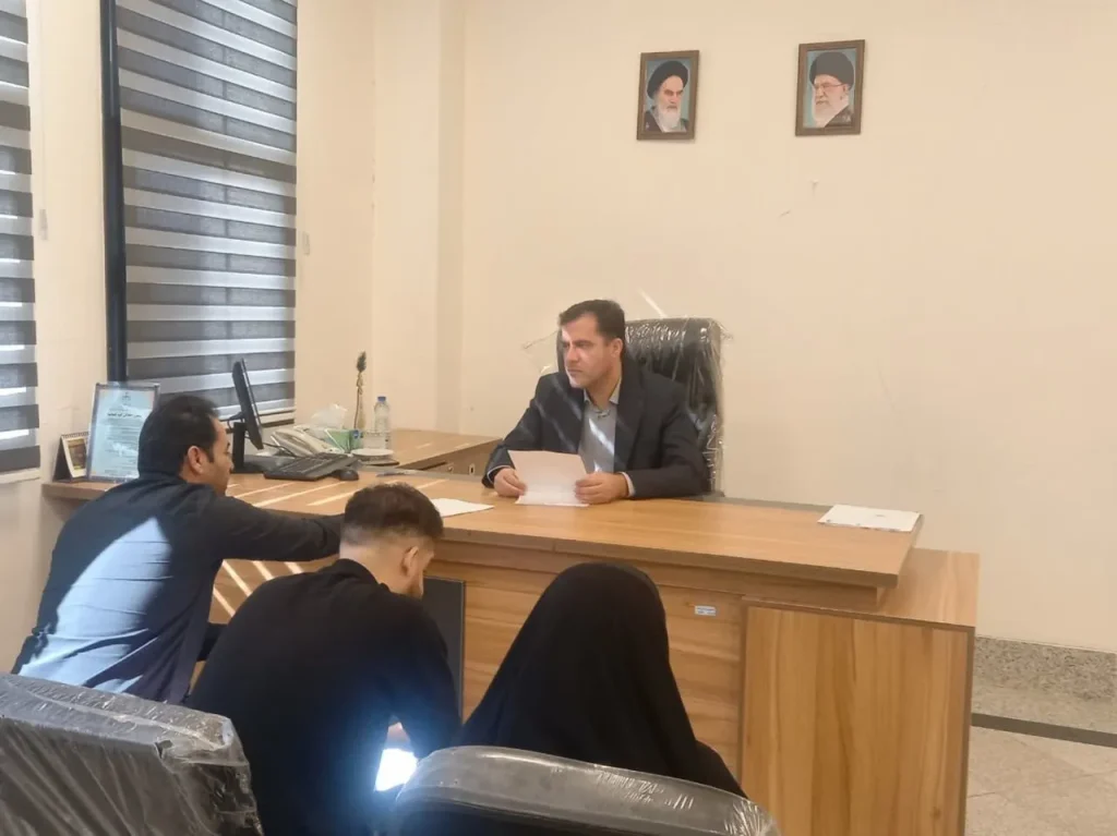 رئیس کل دادگستری ایلام به درخواستهای بیش از ۶۷ نفر از مراجعان پاسخ داد