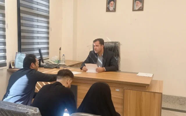 رئیس کل دادگستری ایلام به درخواستهای بیش از ۶۷ نفر از مراجعان پاسخ داد