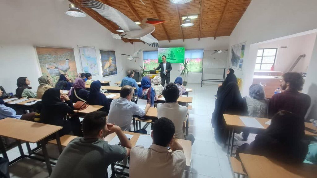 کارگاه تخصصی «ضوابط گردشگری پایدار در مناطق حفاظت‌شده» در پناهگاه حیات وحش سلکه صومعه سرا