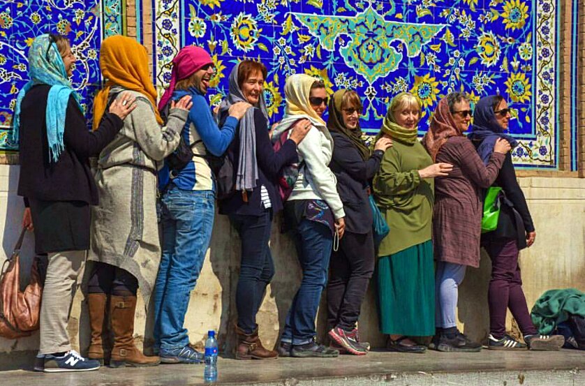 گردشگران خارجی از ایران کم شدند؛ افت ۵۱.۵ درصدی ورودی‌ها در بهار ۱۴۰۵