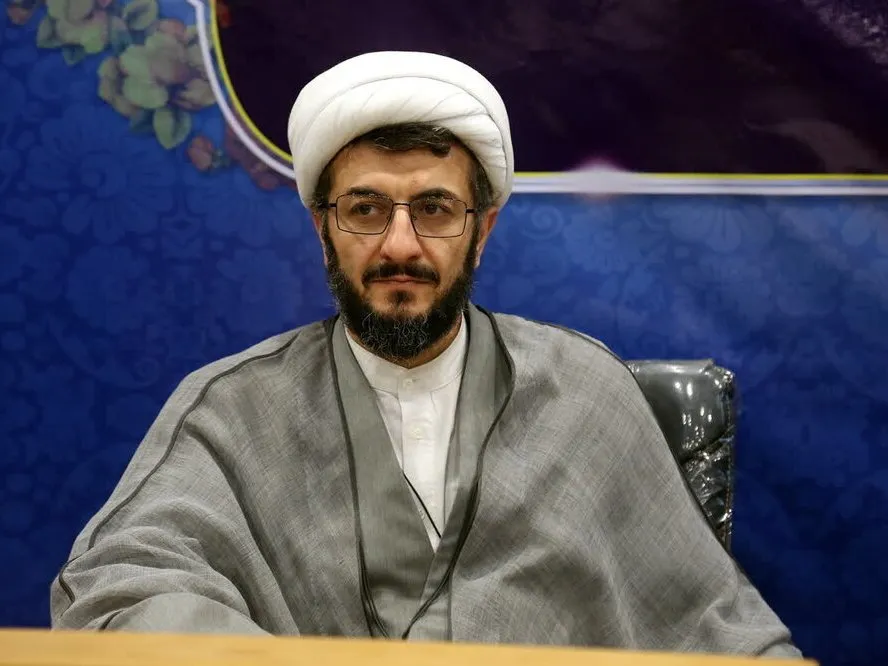 آیتالله شبیریزنجانی فقاهت راسخ را با پژوهشگری عمیق و تتبّع خستگیناپذیر درهم آمیخت