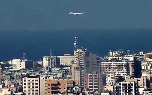 روایت «رضایی» از پرواز موفق به تاجیکستان/ملت ایران شکست ناپذیرند