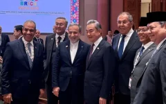 گفت‌وگوی غیررسمی وزرای خارجه ایران، روسیه، چین، مصر، اندونزی و قزاقستان در حاشیه اجلاس بریکس + ویدئو