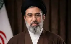 انقلاب اسلامی روزهای تیره سلطه مستکبرین را به روزهای پرنورِ جمهوری اسلامی تبدیل کرد
