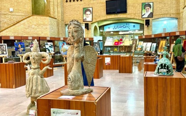 گشایش چهارمین نمایشگاه دوسالانه بینالمللی «آرمان صلح» با حضور پژوهشگاه میراث فرهنگی