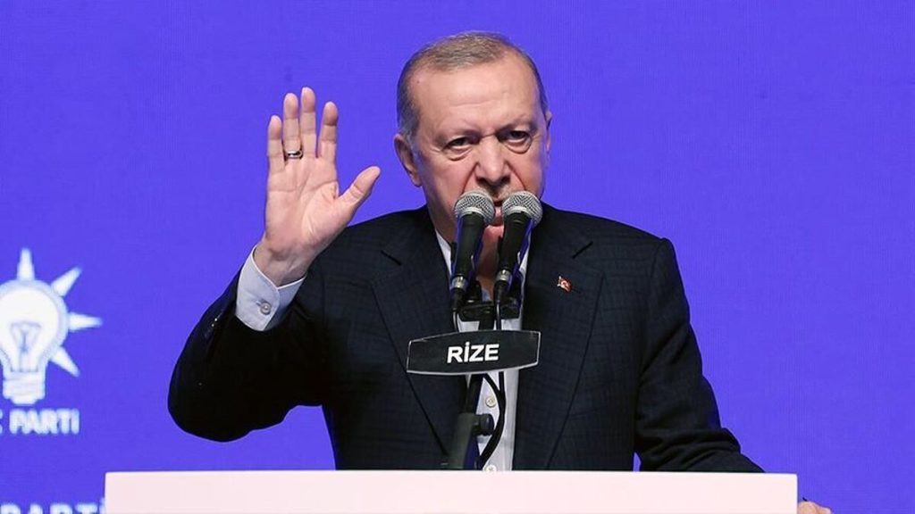 اردوغان خواستار ملزم کردن آمریکا و جامعه جهانی به پایبندی اسرائیل به طرح غزه شد