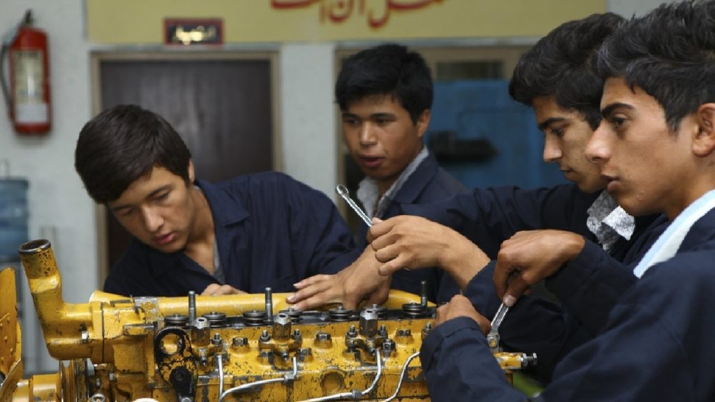 ۵۰ درصد دانش‌آموزان لرستانی تا ۱۴۰۷ راهی هنرستان‌ها می‌شوند