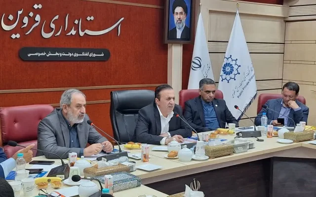 شرکت های خصولتی بایستی حسابهای بانکی خود را به استانهای محل استقرار کارخانه های خود منتقل کنند