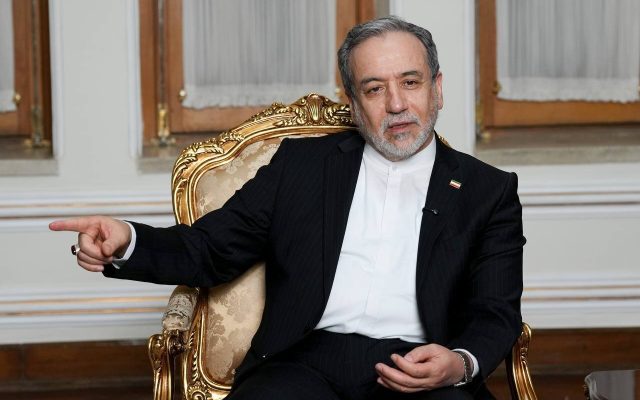 دیپلماسی که نفت را ارزان میکند برای ایران چه آوردهای دارد؟