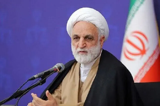 دکتر پزشکیان با صلابت از حقوق مردم ایران دفاع کرد
