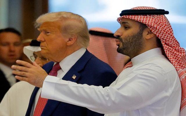درخواست عربستان برای حمله به یمن، ترامپ را در تنگنا قرار داد