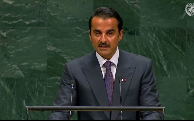 امیر قطر: منطقه ما یکی از خطرناک‌ترین مراحل خود را سپری می‌کند/ راه حل اختلافات، گفت‌وگو و مذاکره است