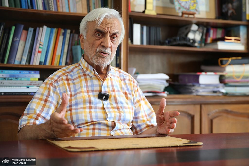 هاشمی طبا: الhن به فکر مسقف کردن ورزشگاه آزادی افتاده اند/ پس فدراسیون فوتبال تا حالا برنامه ای نداشته؟