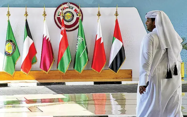 سه مسیر شیخ‌نشین‌ها پس از جنگ