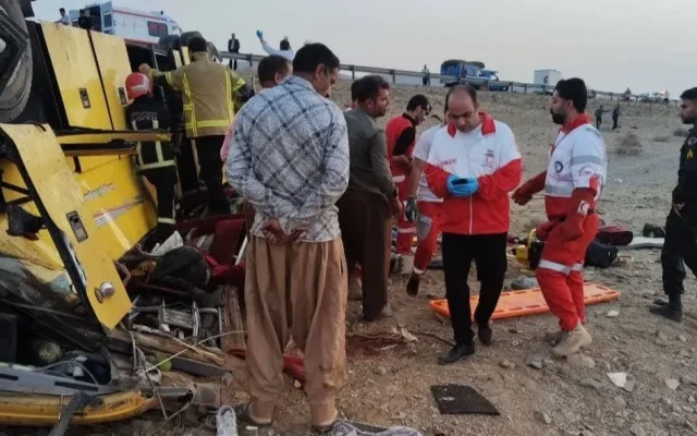 ۱۱ جان‌باخته و ۲۴ مصدوم در واژگونی اتوبوس آزادراه همدان - ساوه