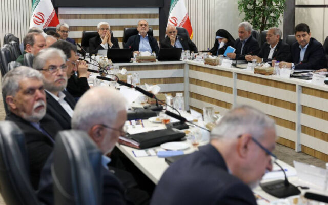 تصویب سه مصوبه در جلسه هیئت دولت/ اعلام تاریخ پیشنهادی وزیر کشور برای برگزاری انتخابات شوراها/ عراقچی از سفر به نیویورک گزارش داد