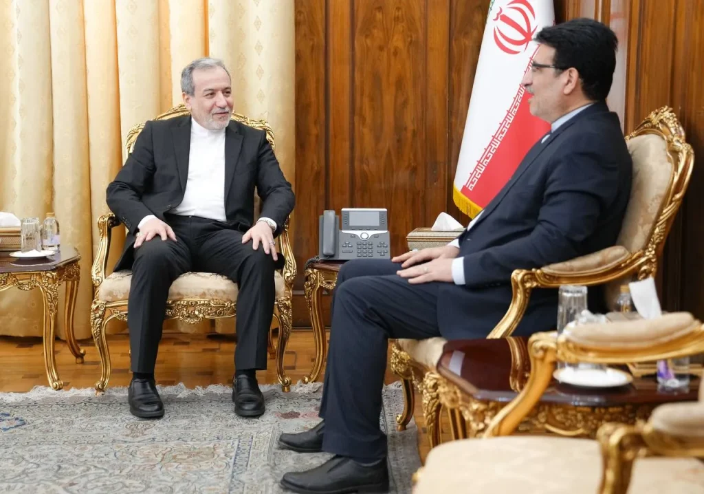 تاکید عراقچی بر گسترش همکاری‌ها با قزاقستان در حوزه انرژی و اقتصاد