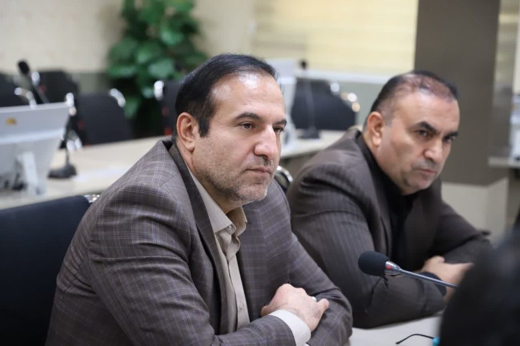افتتاح ۴۴ طرح آموزشی و تجهیز مدارس چهارمحال وبختیاری/ توسعه عدالت اموزشی با تجهیز مدارس
