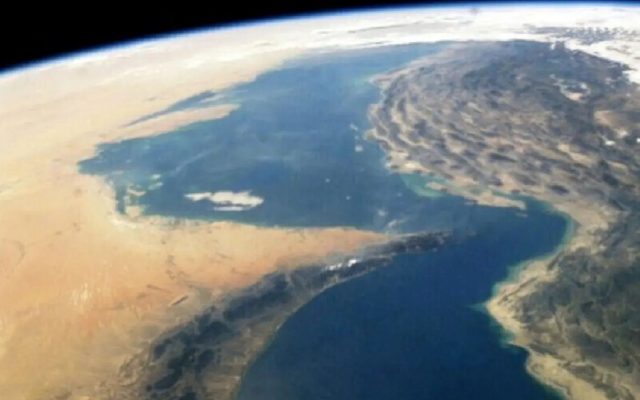 وزیر انرژی قطر: تنگه هرمز هیچ‌گاه اهمیت خود را از دست نمی‌دهد/ تصمیم گرفته‌ایم خط لوله احداث نکنیم