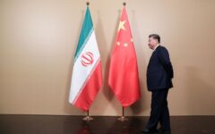 پیشنهاد معاون روحانی به رئیس‌جمهور چین: نشست سه‌جانبه با ایران و آمریکا برگزار کنید | یکی از سرنوشت سازترین اقدامات قرن خواهد بود | ضامن اجرای 14 بند تفاهم اسلام آباد باشید