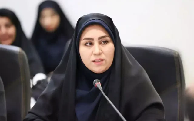 زن ایرانی؛ از پشتیبانی جبههها تا پاسداری از امید و آینده خانواده