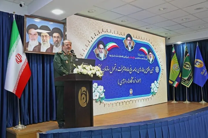 دفاع مقدس مکتب و تجربه‌ای ماندگار در عرصه ایستادگی و خوداتکایی است