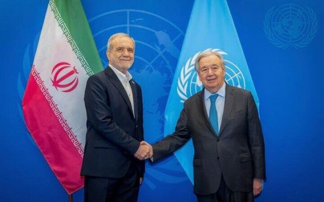 پزشکیان در دیدار با گوترش: ادعای تلاش ایران برای ساخت سلاح هسته ای «توهم» است | ایران میز مذاکره را ترک نکرده است، اما...