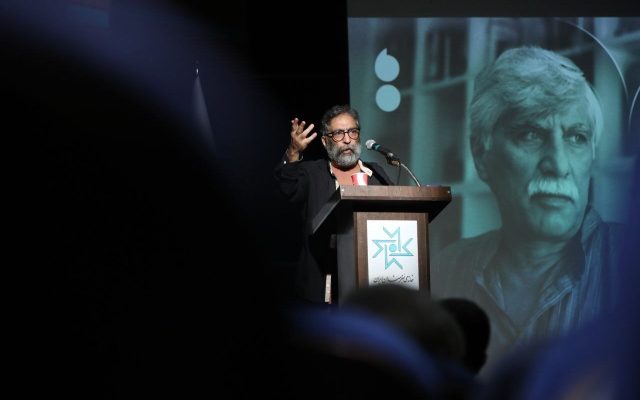 ستایش مقاومت بهرام بیضائی در برابر مصادره‌شدن توسط جریان‌های مختلف