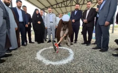 کلنگ احداث نیروگاه خورشیدی ۳۵۰ کیلوواتی بقاع متبرکه پاکدشت به زمین زده شد
