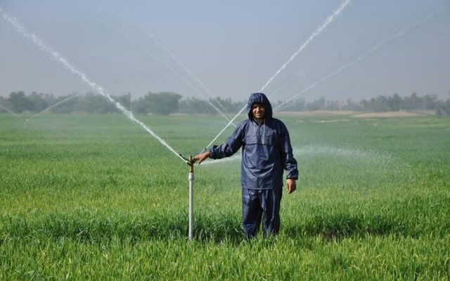 تجهیز ۶۱ هزار و ۵۰۰ هکتار از زمینهای کشاورزی آذربایجان غربی به سامانه های آبیاری نوین