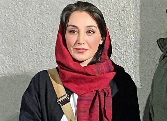 هدیه تهرانی: اقلیت نمیتواند کاری از پیش ببرد | ببینید