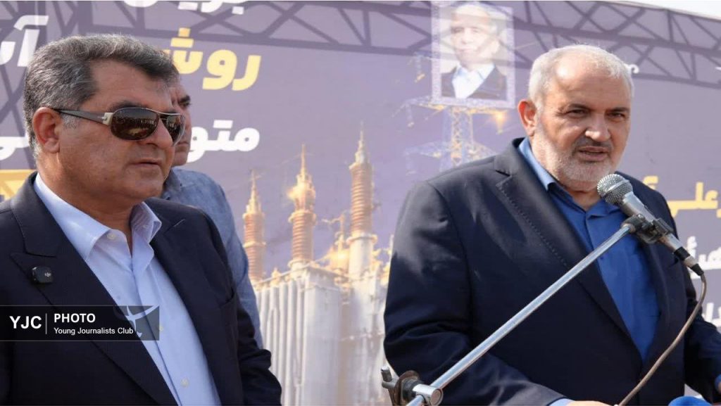 افتتاح ۶ هزار و ۵۳۰ میلیارد تومان طرح برق و خورشیدی در فارس