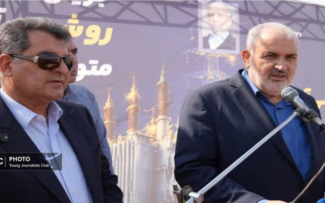 افتتاح ۶ هزار و ۵۳۰ میلیارد تومان طرح برق و خورشیدی در فارس