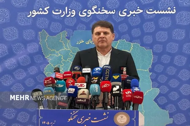 زینی‌وند: اکثر مردم خواهان دفاع عزتمندانه و مقاومت در مقابل دشمن هستند