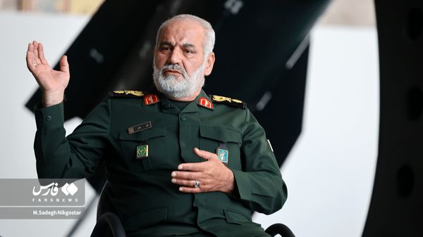 هشدار مقام ارشد سپاه؛ هیچ حمله ای بدون پاسخ نخواهد ماند/ میتوانیم چندین سال با نرخ فعلی موشک شلیک کنیم