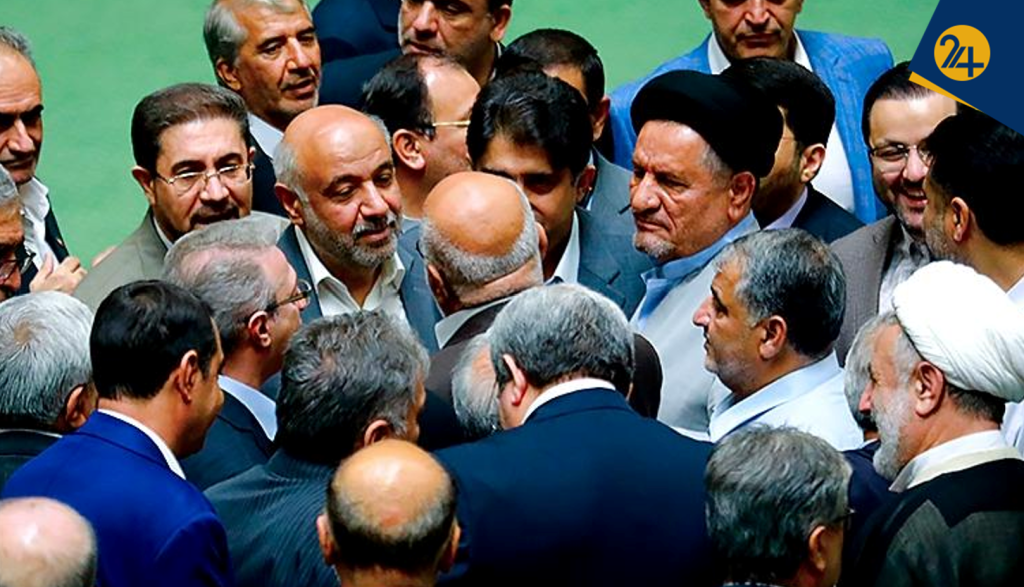 جنگ، استیضاح وزیر کار را به تعویق انداخت | طرح استیضاح میدری اعلام وصول شود، حتماً رأی خواهد آورد