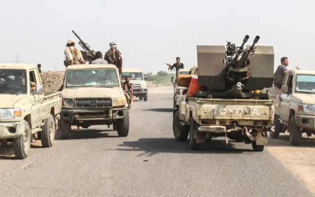 پیشروی برق‌آسای انصارالله؛ چه کسی مقصر سقوط سواحل باب‌المندب بود؟