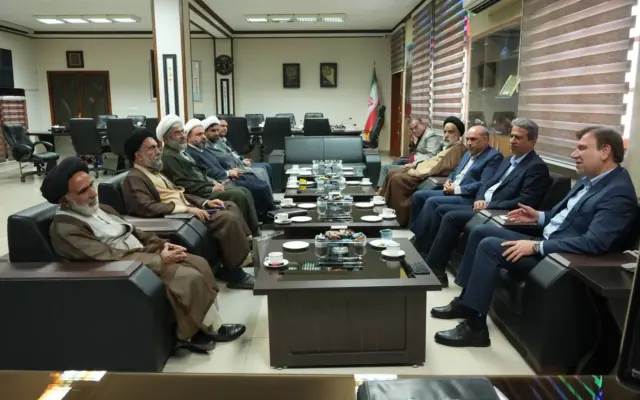 استاندار بوشهر: تداوم تولید و پایداری زنجیره تأمین، از مؤلفه‌های مهم اقتدار و تاب‌آوری کشور است