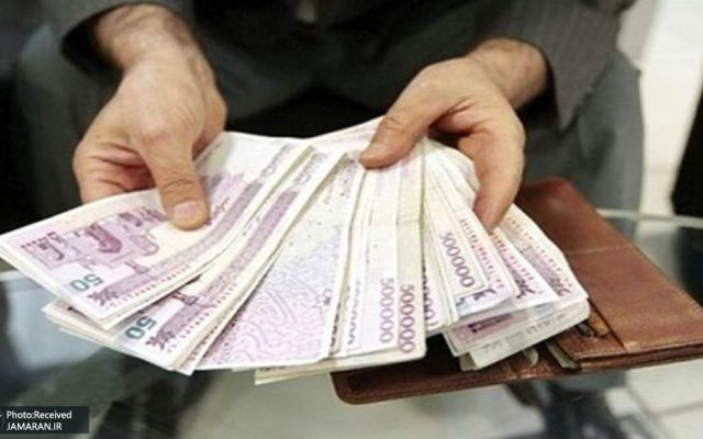 بازنشسته با حقوق ۲۲ میلیونی، ۲۵ میلیون اجاره ‌خانه می‌دهد! بازنشستگان پس از ۳۰ سال کار، دوباره روزمزد می‌شوند