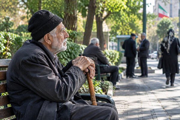 مدیرکل بهزیستی قزوین: باید از سالمندی وابسته به پویا حرکت کنیم