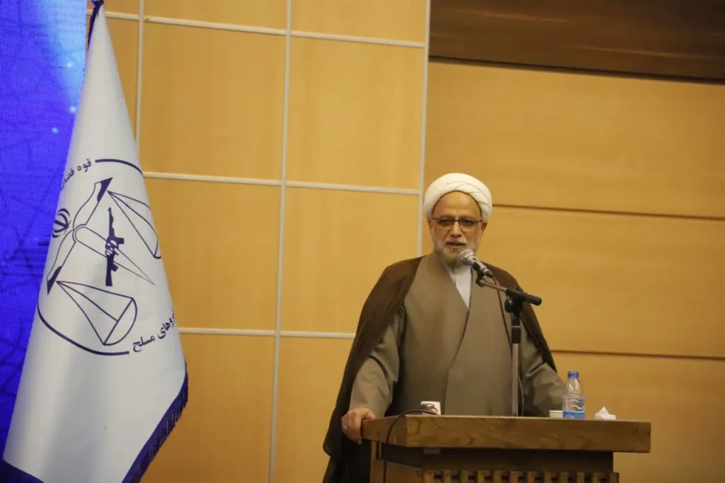 خدمت به مردم نعمتی الهی و فرصتی بی‌بدیل است