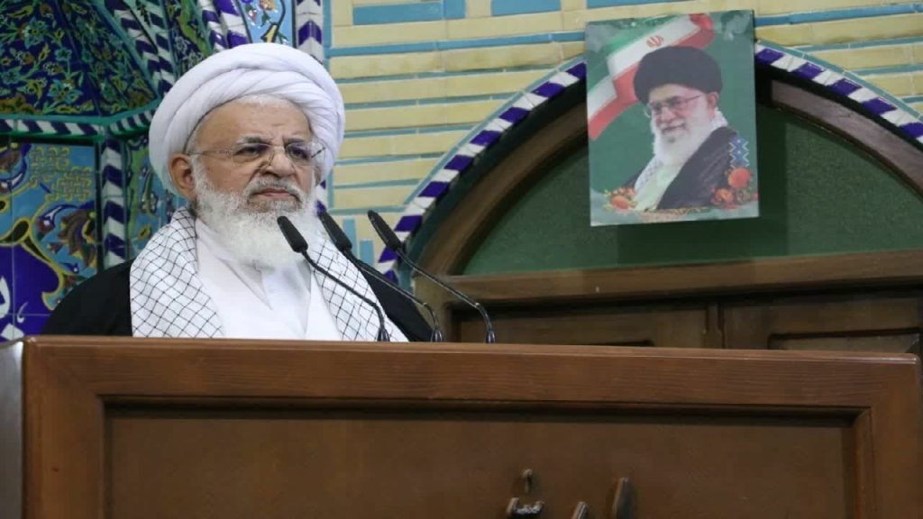 مقاومت و ایستادگی ملت ایران باید حفظ شود