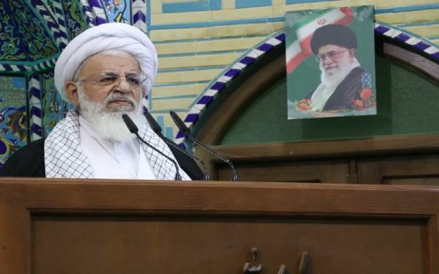 مقاومت و ایستادگی ملت ایران باید حفظ شود
