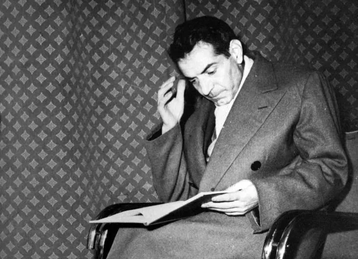 گرامیداشت یک مناسبت تقویمی در آیینه شعر غزلسرای معاصر