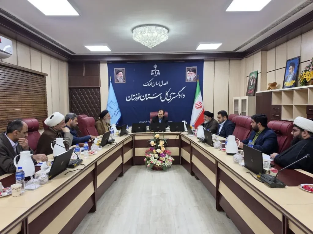 برگزاری دوازدهمین دوره مسابقات قرآن کریم قضات و کارکنان دستگاه قضایی در خوزستان/ تجلیل از برگزیدگان و ایثارگران همزمان با هفته دفاع مقدس