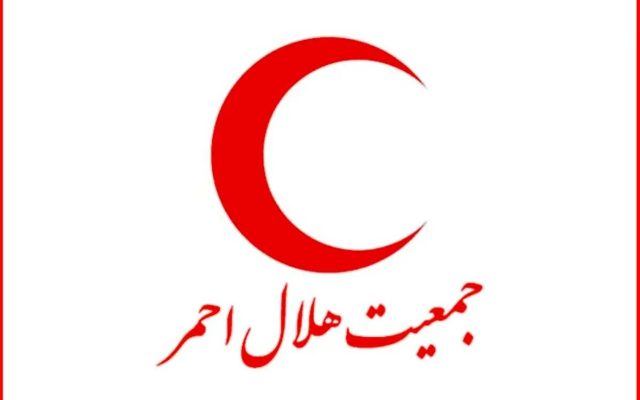 نجات خانواده سه‌نفره از دل کویر یزد در عملیات ۲.۵ ساعته هلال‌احمر